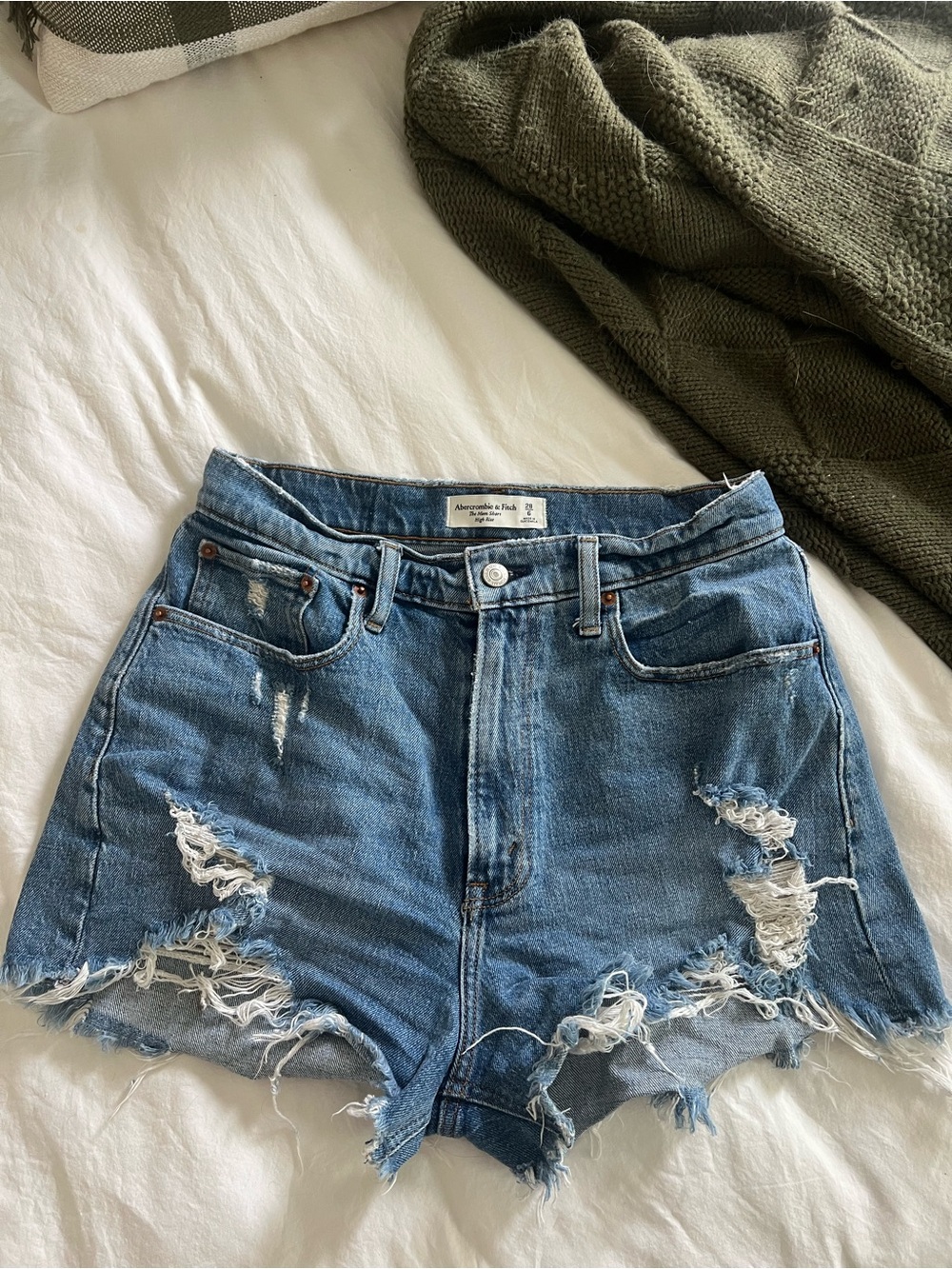 ABERCROMBIE JEAN SHORTS